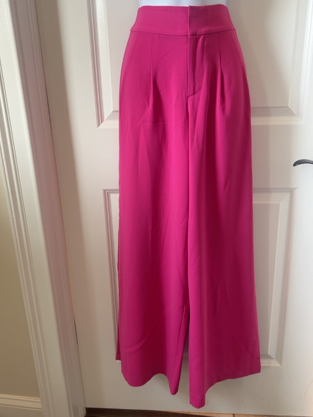 Alice + Olivia Hot Pink Wide Leg Cutout Side Pants Size 2
